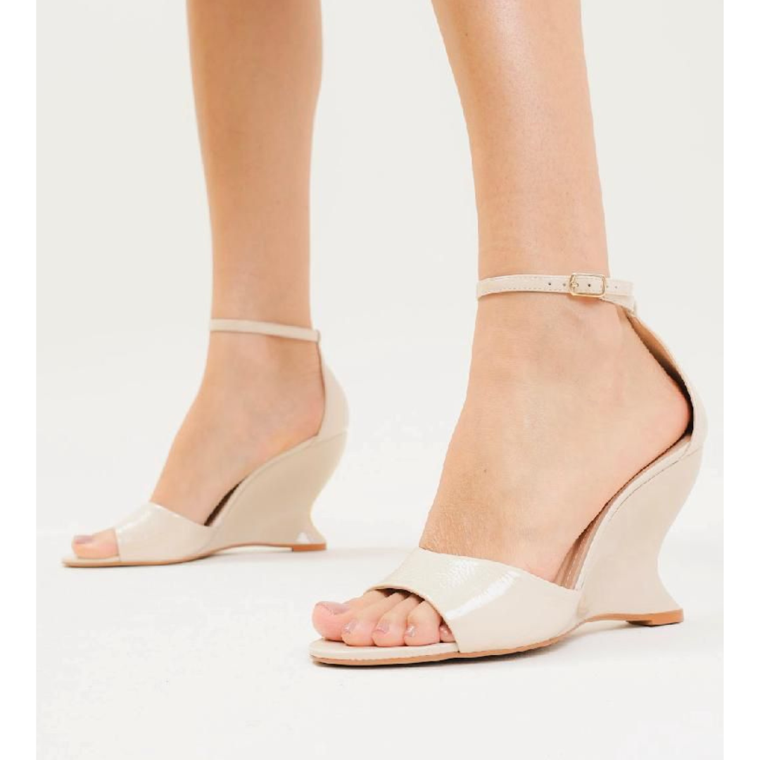 Venice Curve Wedges